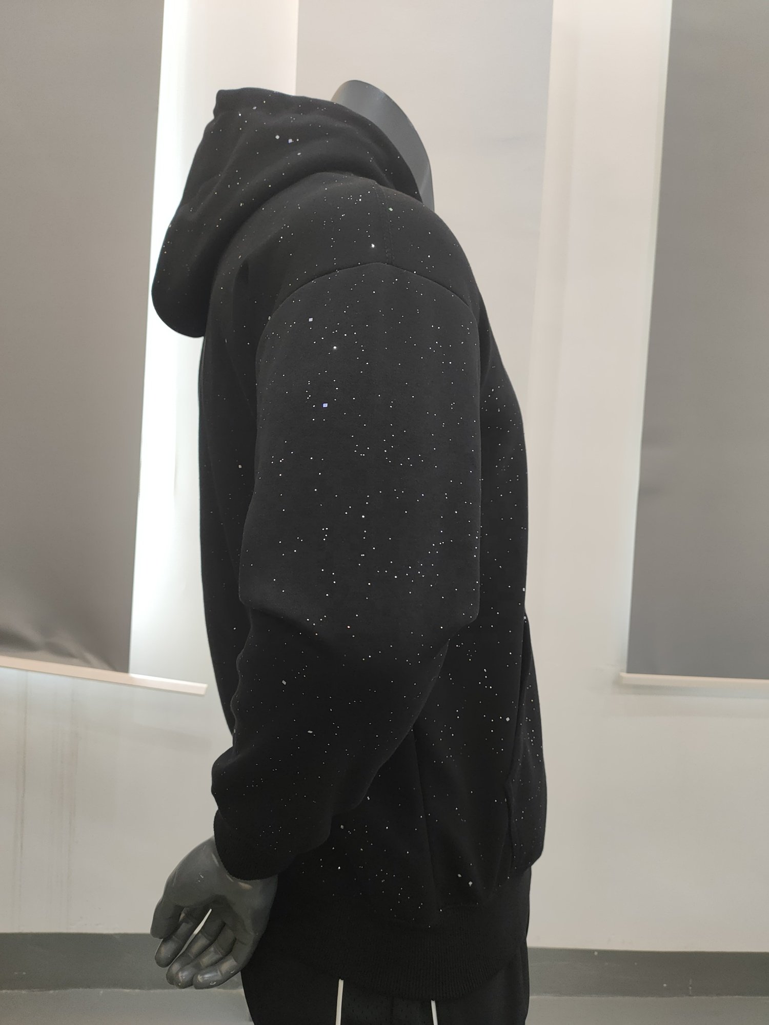 MASSGARMENT Fashion Streetwear Men's Oversized Sparkly Glitter Hoodie Sparkle Bling Rhinestones Hoodie Pullover Wholesale