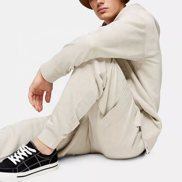 Custom Men's Casual Cargo Tracksuit New Design Winter Hoodie Jogger Set Fleece Fabric Best Collection