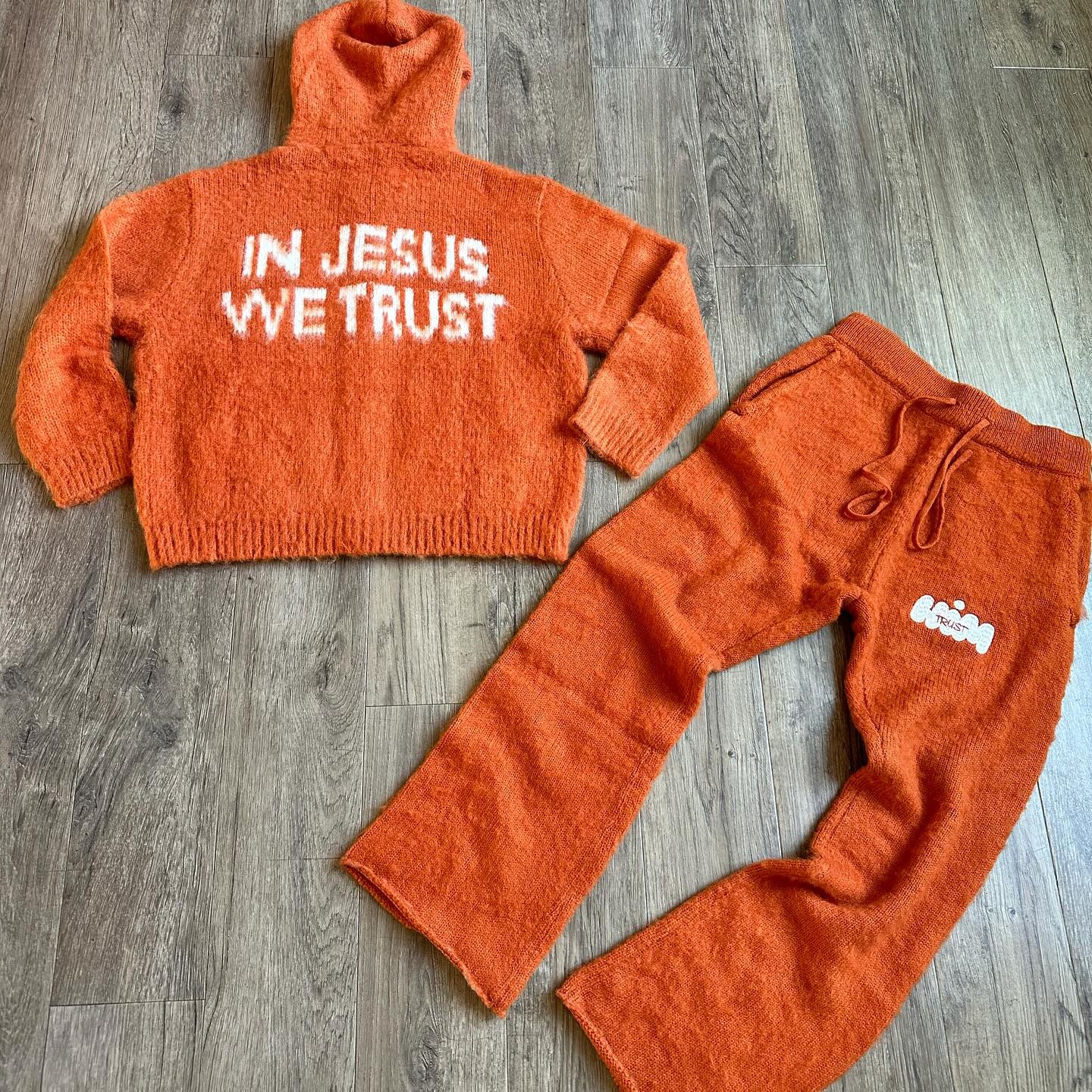 Luxury Custom Men's Mohair Sweater Sets Fuzzy Mohair Flared Sweatpants And Hoodie Set Winter Knitted Mohair Sweater Tracksuit