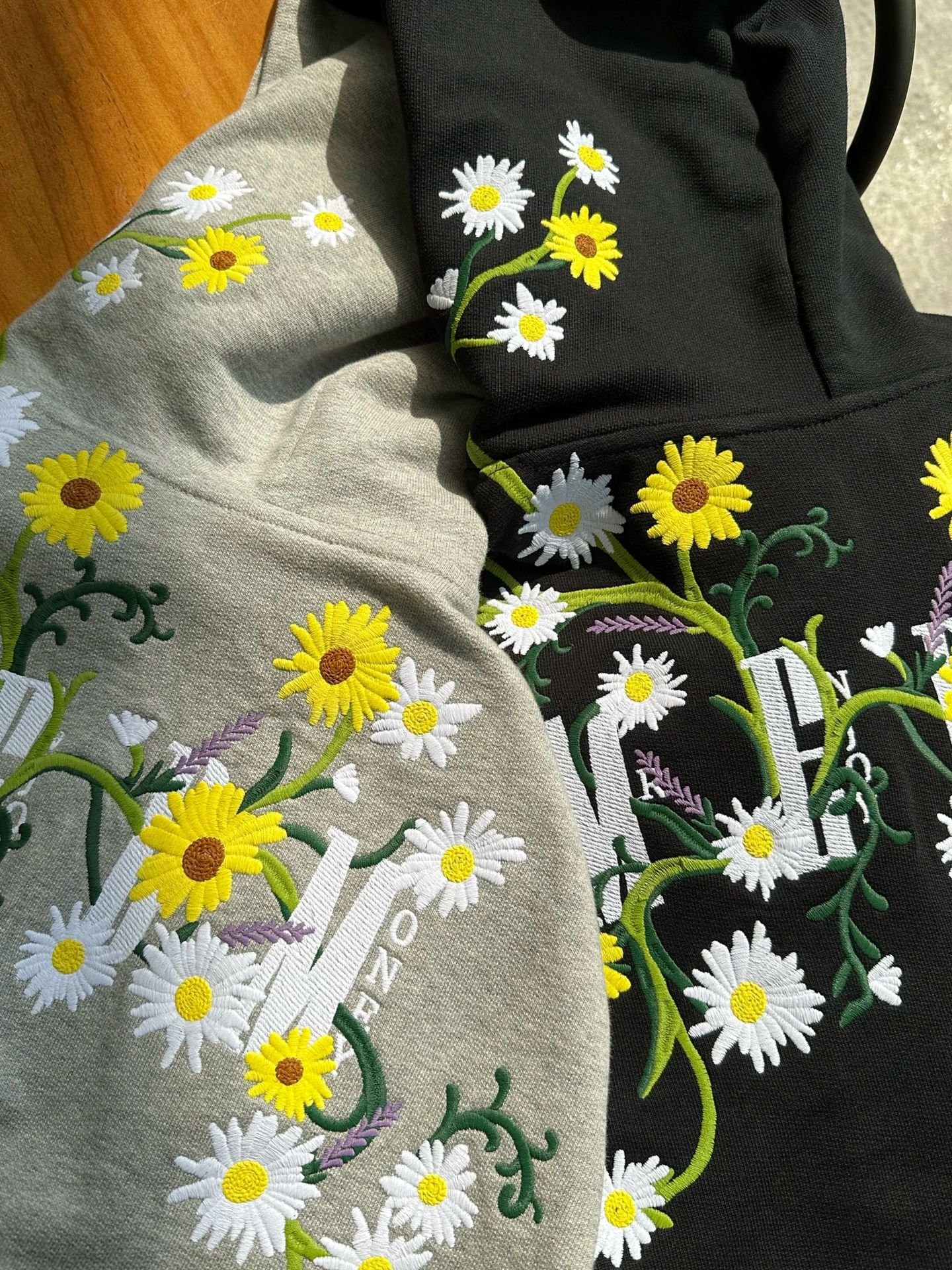 Wholesale Unisex Streetwear Pullover Plus Size Men Hoodies Sweatshirts Custom Chenille Embroidered Mens Hoodies Sweatshirts
