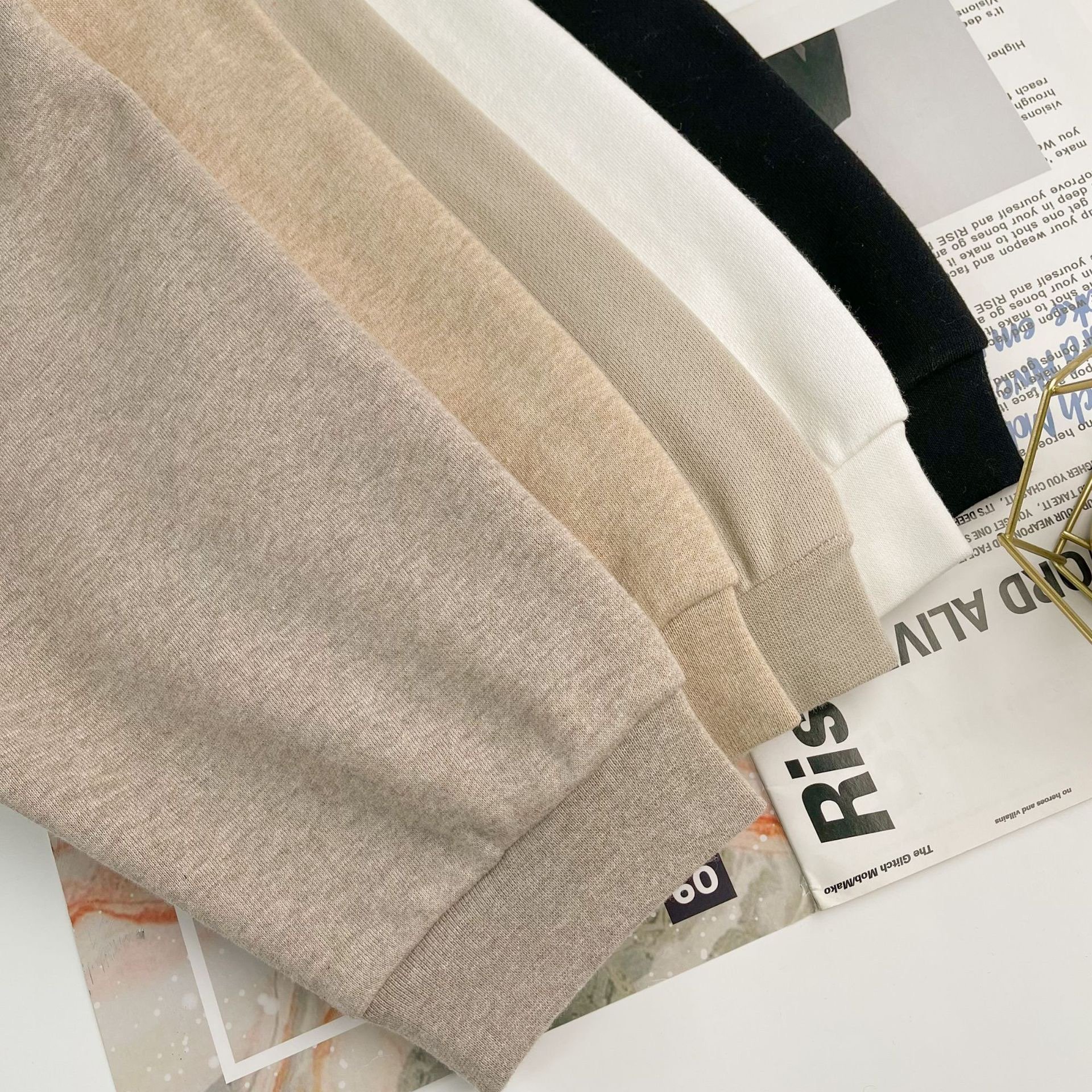 SS24 Essenti Fleece Round Neck Hoodless Sweatshirt 3d Silicone Printing Heavyweight Cotton Essenti men's Hoodies