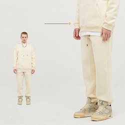 Apricot-pants