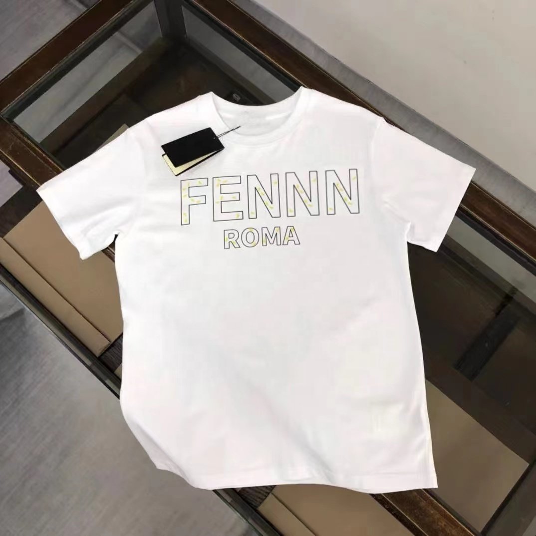 2024 new design Women Fashion Luxury designer T-shirt Casual Short Sleeve T Shirt Trendy Chic Designer Brand T-shirts for men