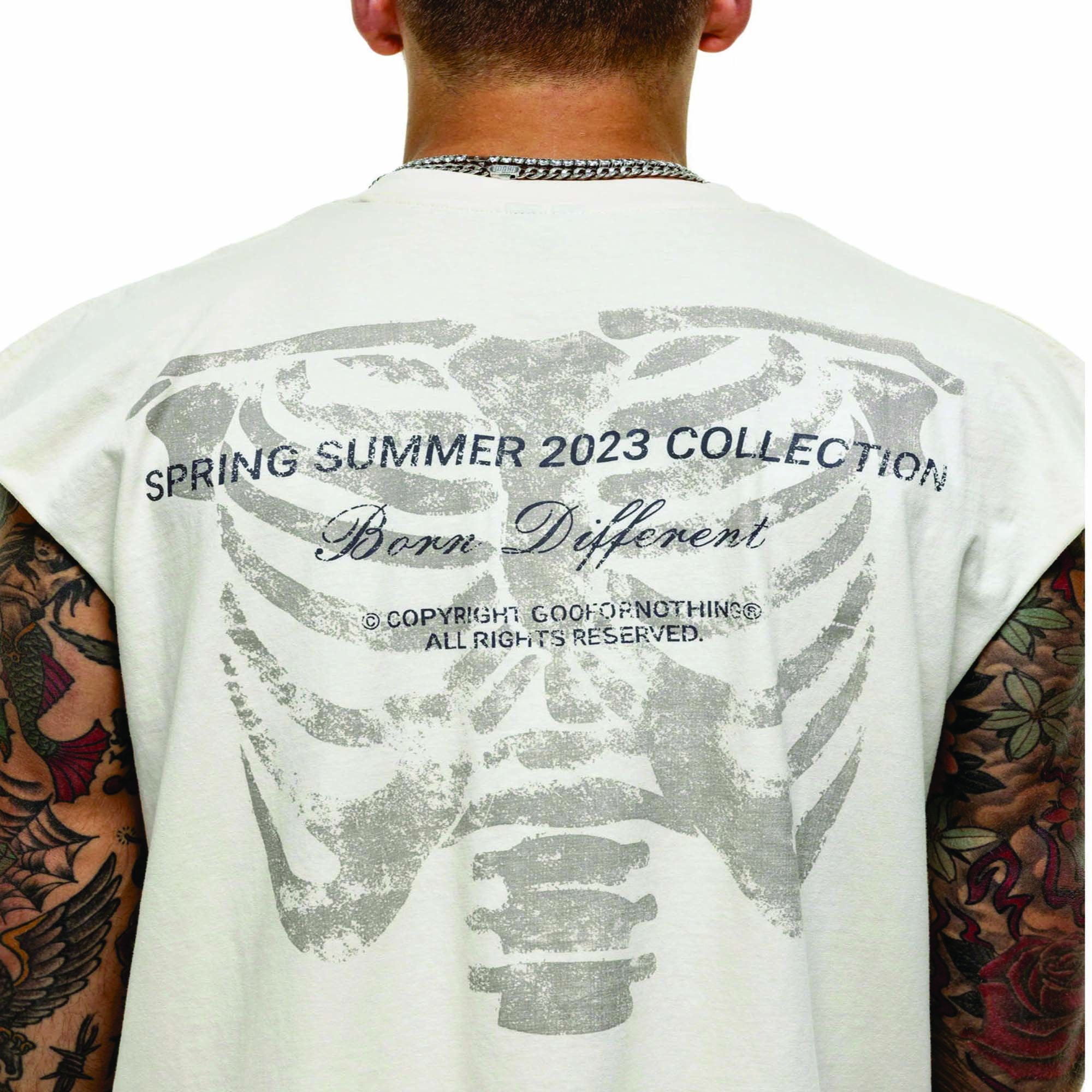 High Quality 240 GSM Custom Men's T-Shirt - 100% Cotton, Heavyweight, Oversized, Blank Drop Shoulder