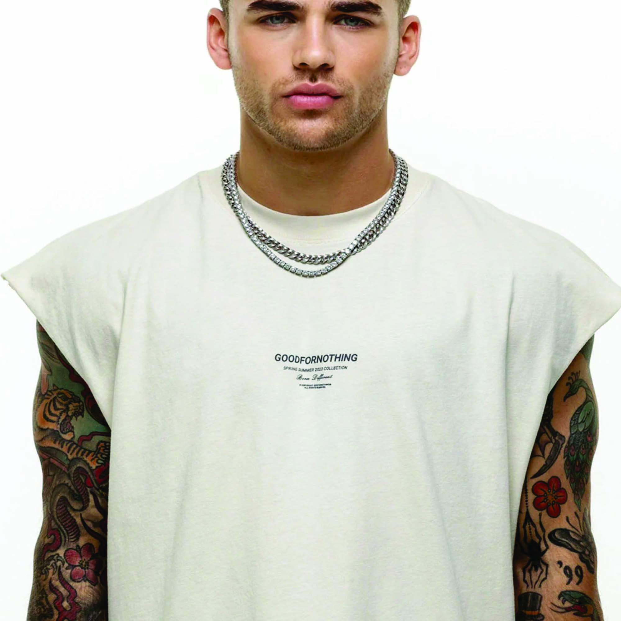 High Quality 240 GSM Custom Men's T-Shirt - 100% Cotton, Heavyweight, Oversized, Blank Drop Shoulder
