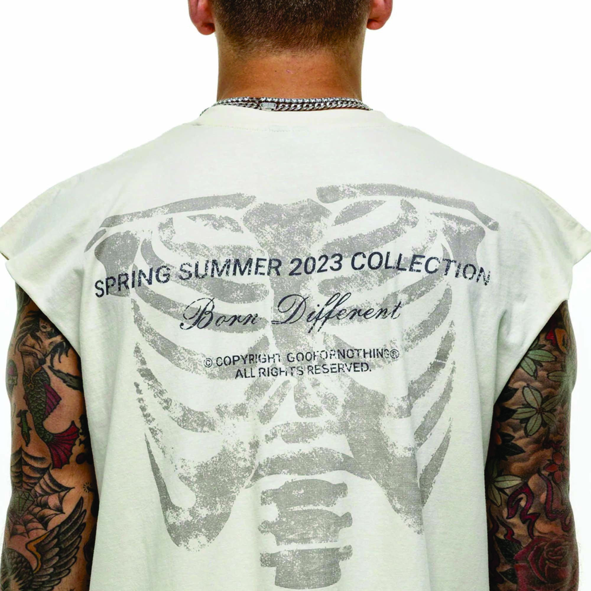 High Quality 240 GSM Custom Men's T-Shirt - 100% Cotton, Heavyweight, Oversized, Blank Drop Shoulder