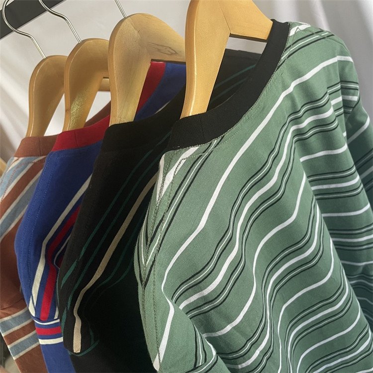 Customized Hot Selling Fashion Trend Men's T-shirt Printed T-shirts Striped T-shirt Suitable For Street Wear