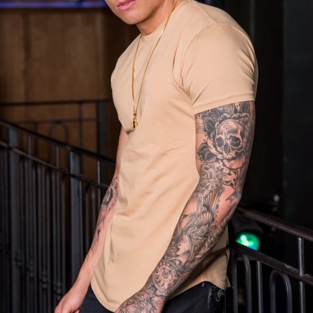 OEM Wholesale 95% Cotton 5% Elastane Men's Slim Fit Tee shirt Longer drop Curved Hem Round Neck Muscle Fitness Mens Gym T-shirts