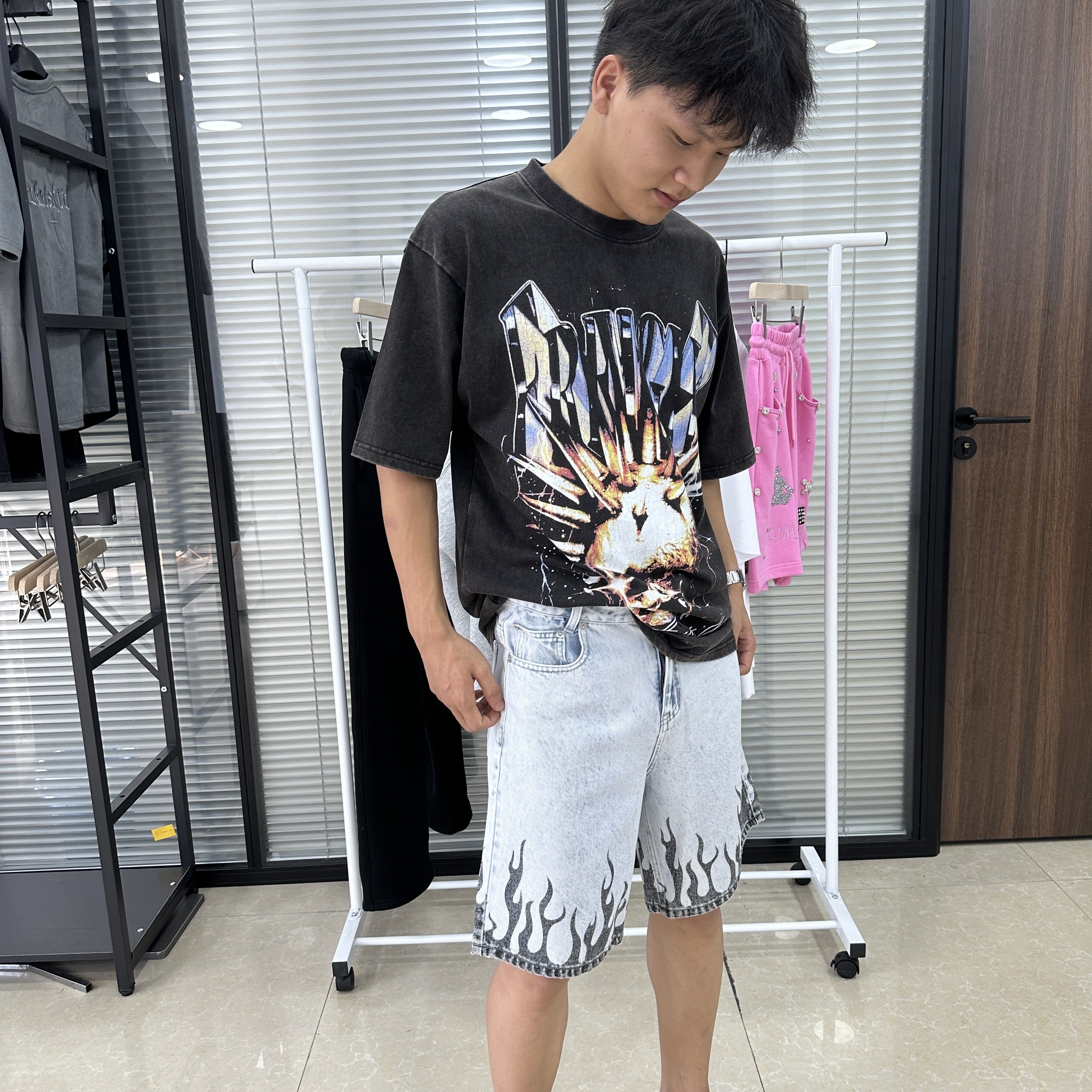 Custom Vintage Letter Embroidery Patch Tee Graphic Hip Pop Oversized Distressed Cotton Wash dtg Print Baggy Men Tshirt T-418