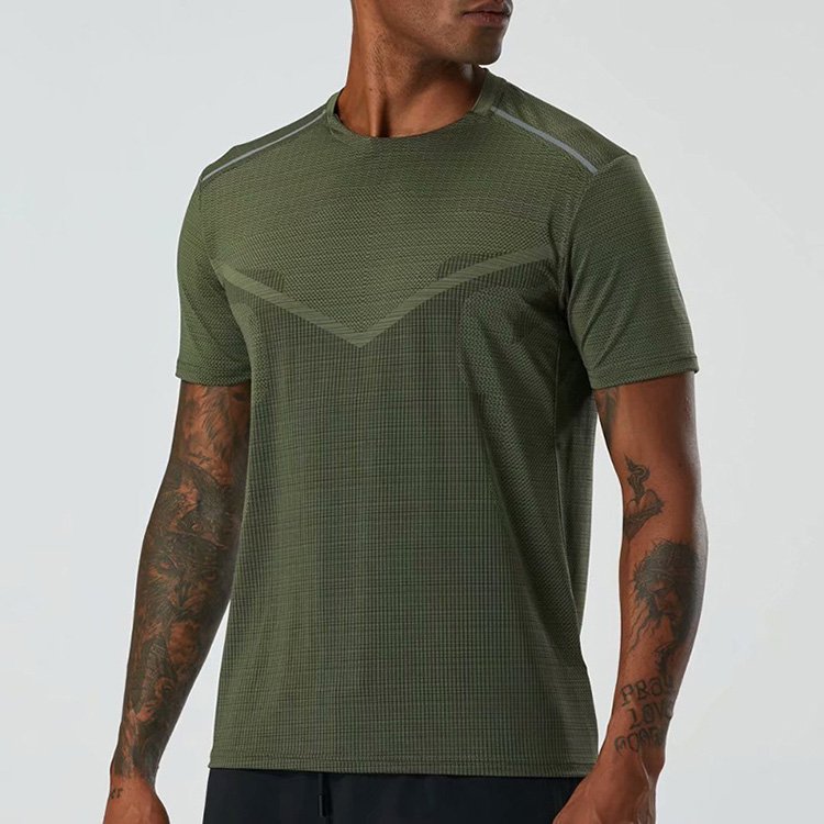 2024 High Quality Polyester Running Fitness Men's T-shirts Factory Blank Custom Quick Dry Training Reflective Embossed T Shirt