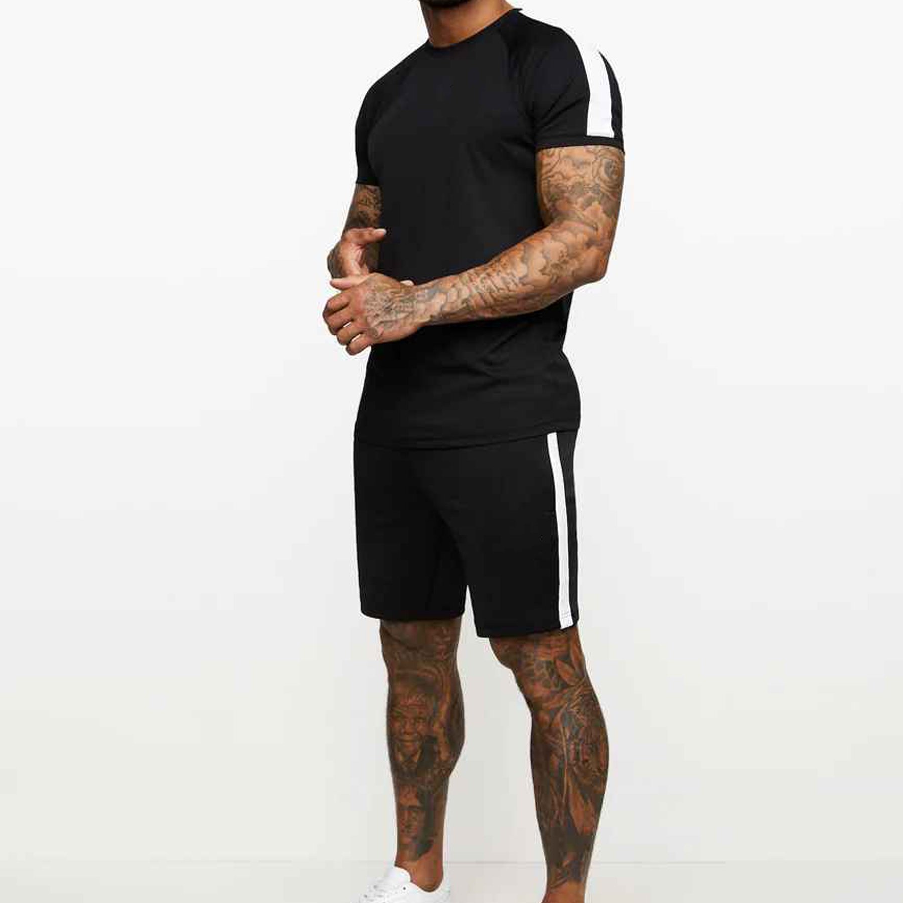 Custom Logo Heavy Weight Tshirts Tee Shirt 100% Cotton Men Tshirt 200GSM Thick Cotton Oversized Blank T Shirts