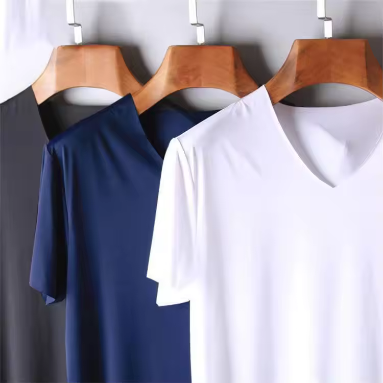 Large Size Ice Silk Seamless Short-sleeved T-shirt Men's Summer V-neck Half-sleeved Shirt Youth Sports Singlet Solid Color