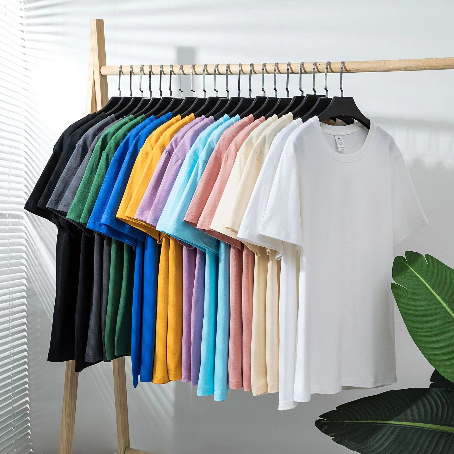 Hot Sale 100% Cotton Unisex Oversized Solid Short Sleeves T-shirt Breathable Skin Friendly Quick Drying Casual Top Shirt