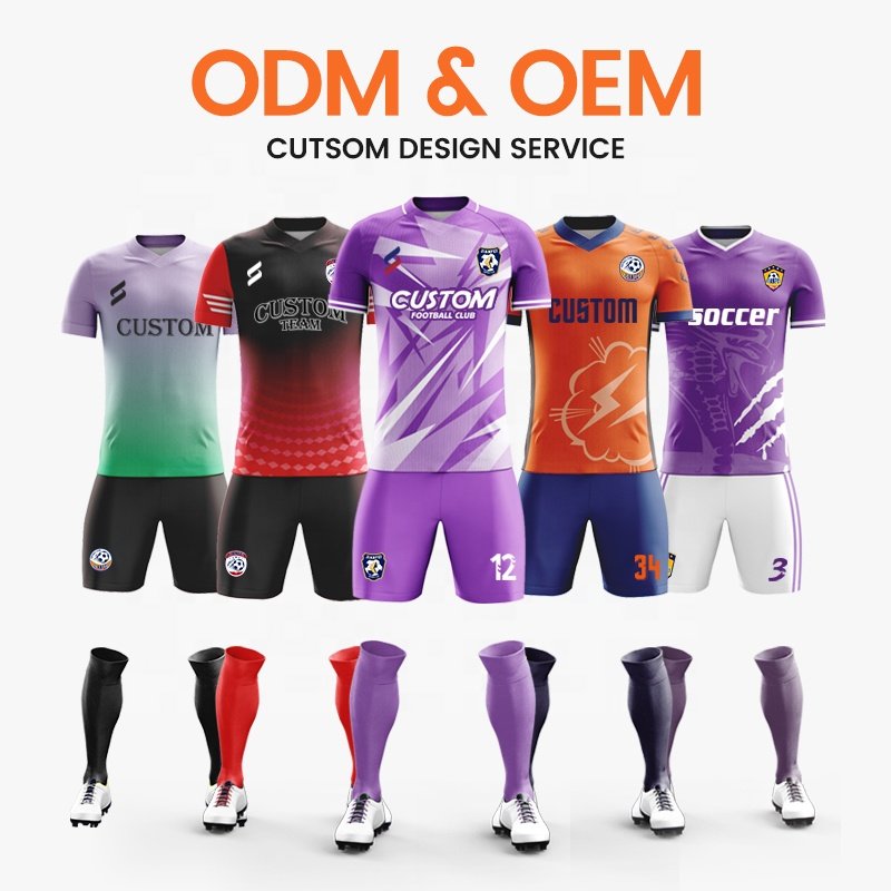 Wholesale Soccer Uniform Designs Sublimation 100% Polyester Mesh football t-shirts Throwback Custom sportswear men football Kits