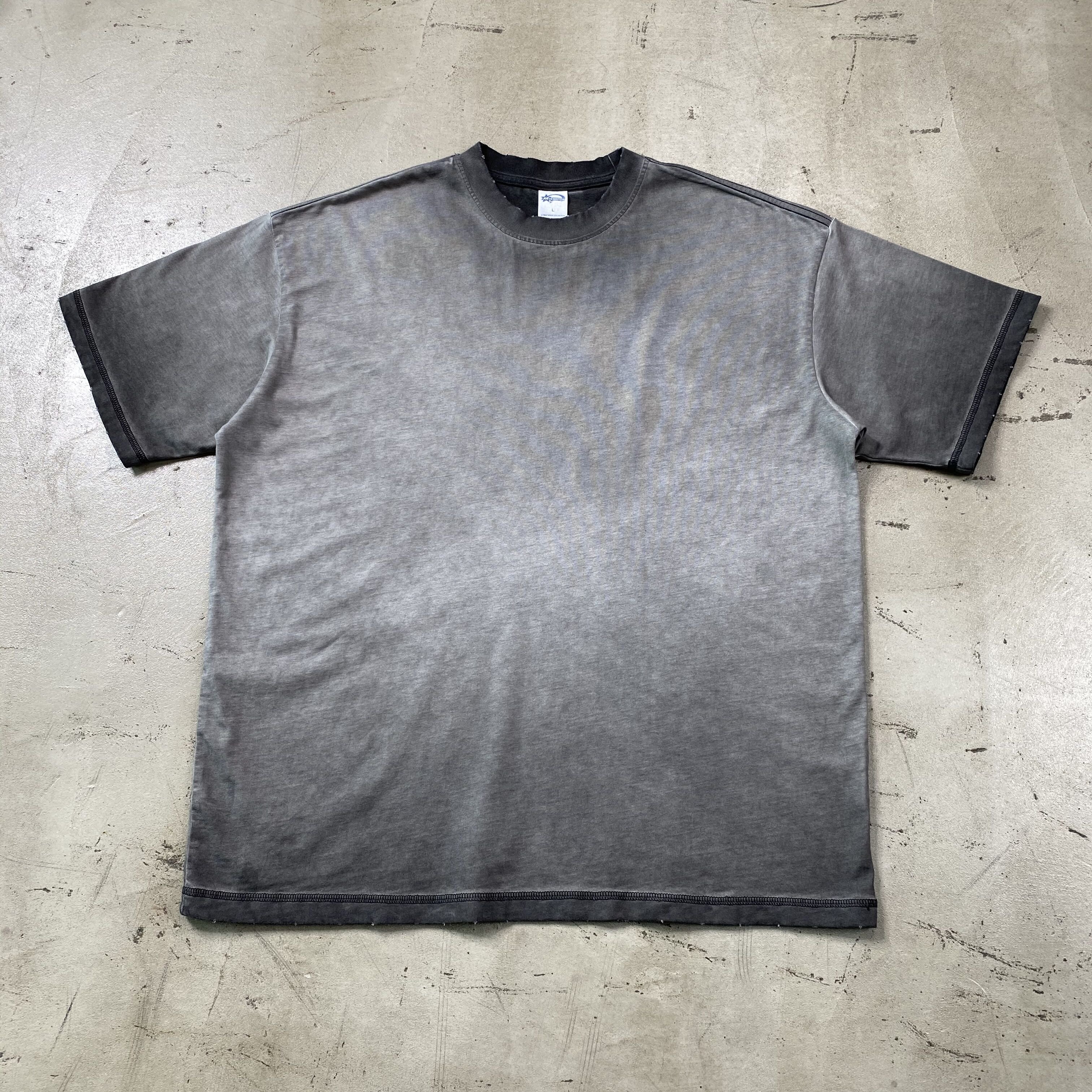 High Quality Unisex Men Oversized Streetwear Vintage Acid Wash 275GSM 100% Cotton Heavyweight Custom Graphic Printed T Shirt