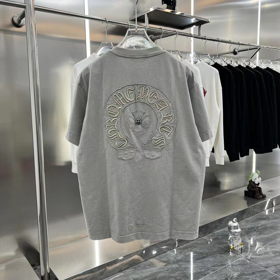 Wholesale Luxury Brand hearts chrome large horseshoe cross flower Sanskrit short-sleeved T-shirt men and women Custom