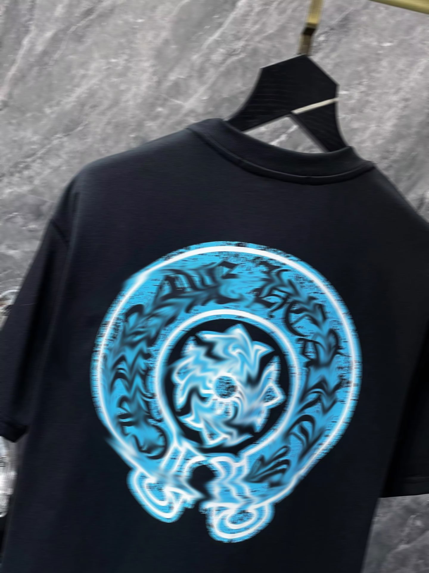 2024 new hearts chrome classic large horseshoe cross flower Sanskrit short-sleeved T-shirt men andwomen with the same