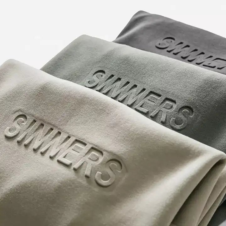 Wholesale Embossing T Shirts High Quality Unisex T Shirt Custom 3D Embossed Tshirt Custom Logo Graphic 100% Cotton Plus Size