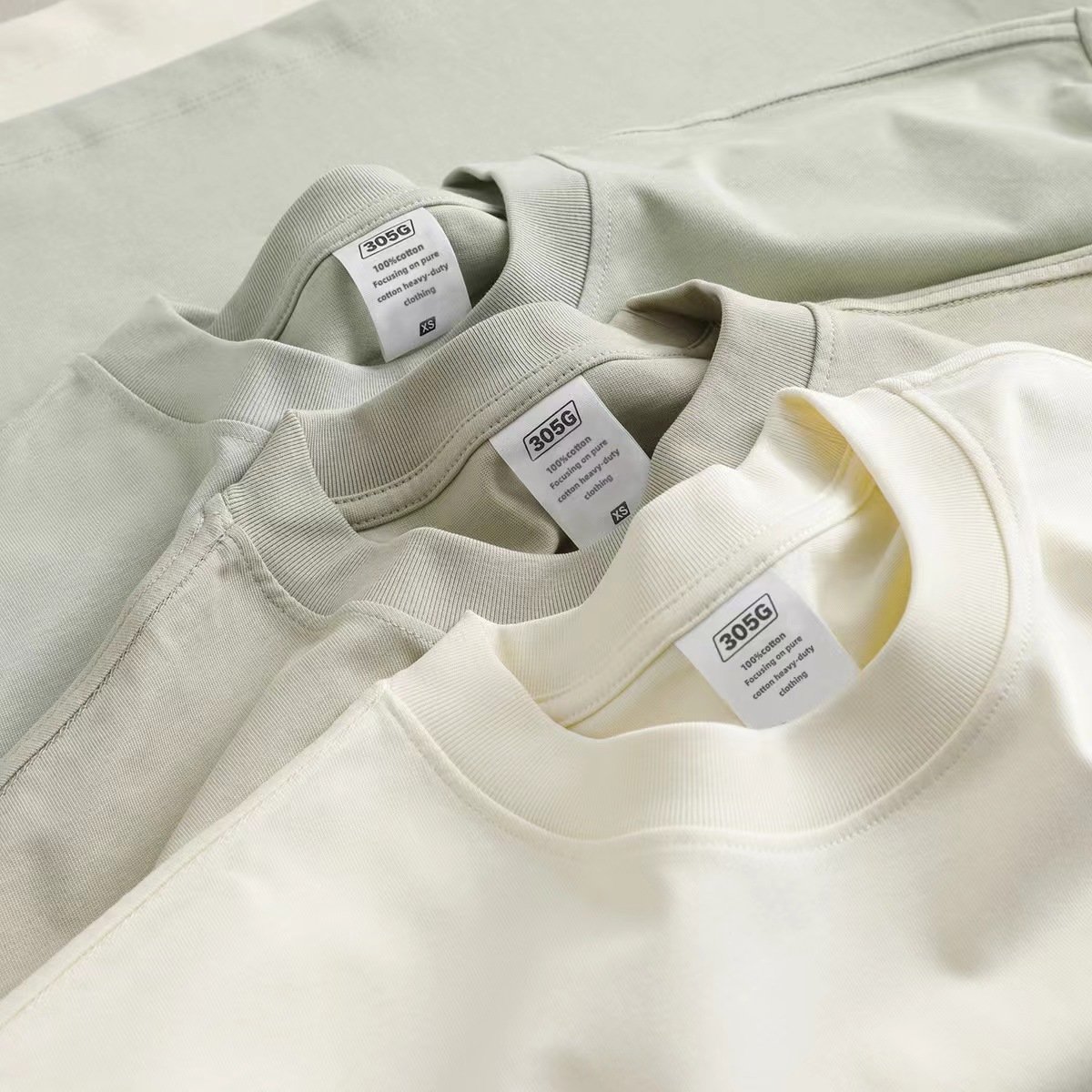 High Quality 305 Gsm 100% Cotton Custom Logo Embroidered Printed Casual Heavyweight Boxy Tee Oversized Men's T-Shirt