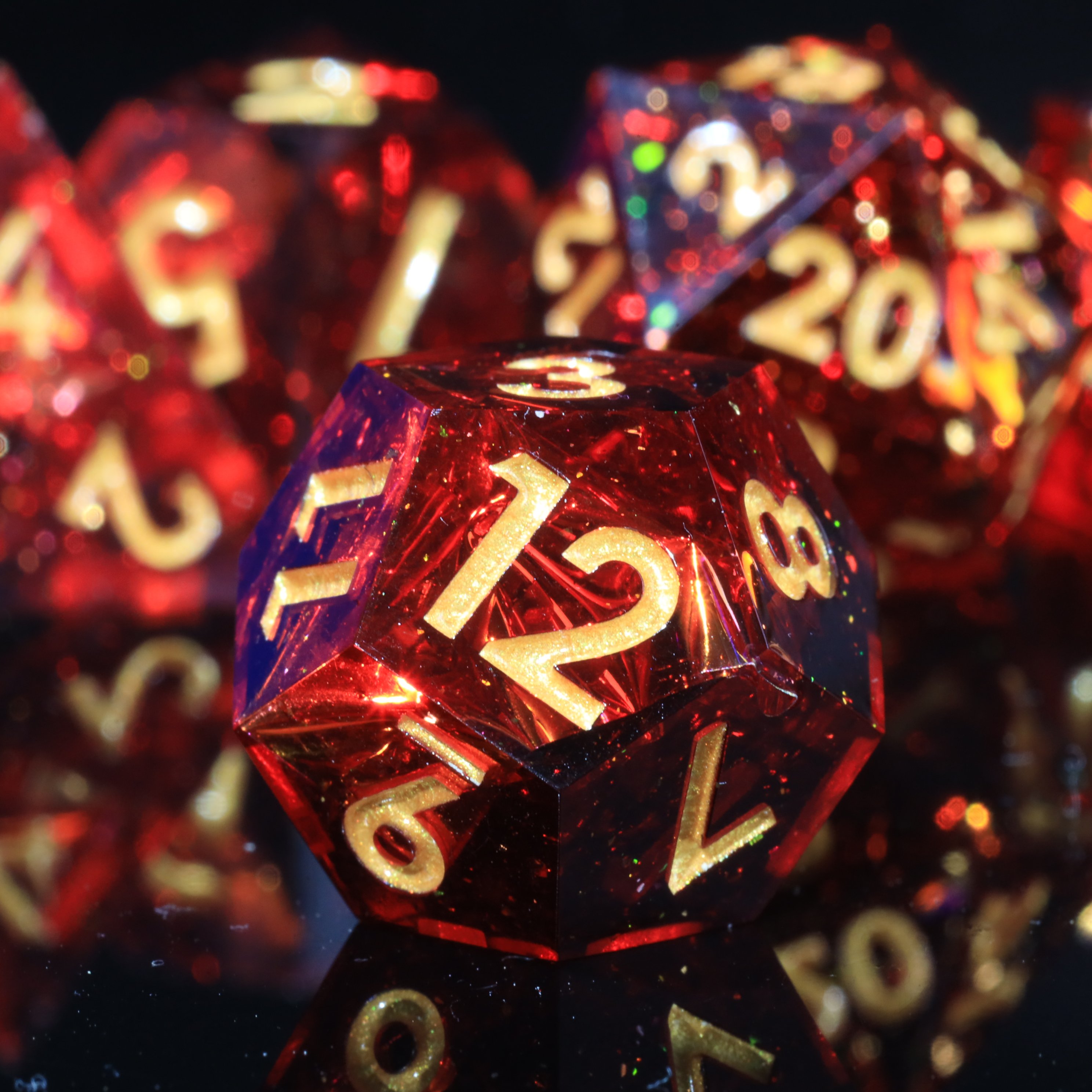 Mini Planet Handmade High Quality Resin TRPG Dnd Dice Set Polyhedral Dragon and Dungeon Desktop Games