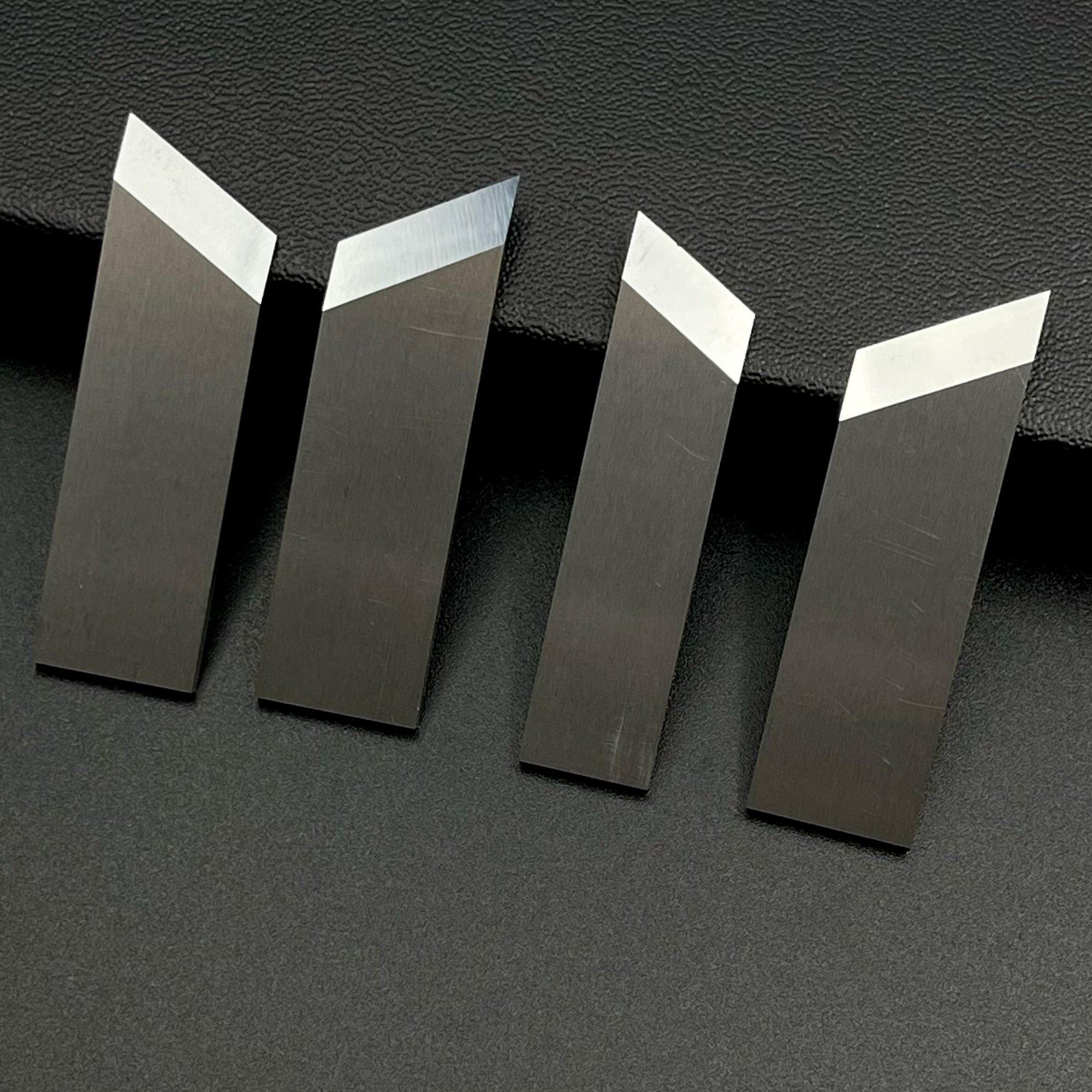 HWR dice packing precision self floater for tubing sandwich band accessories groove slotting machine industrial blades