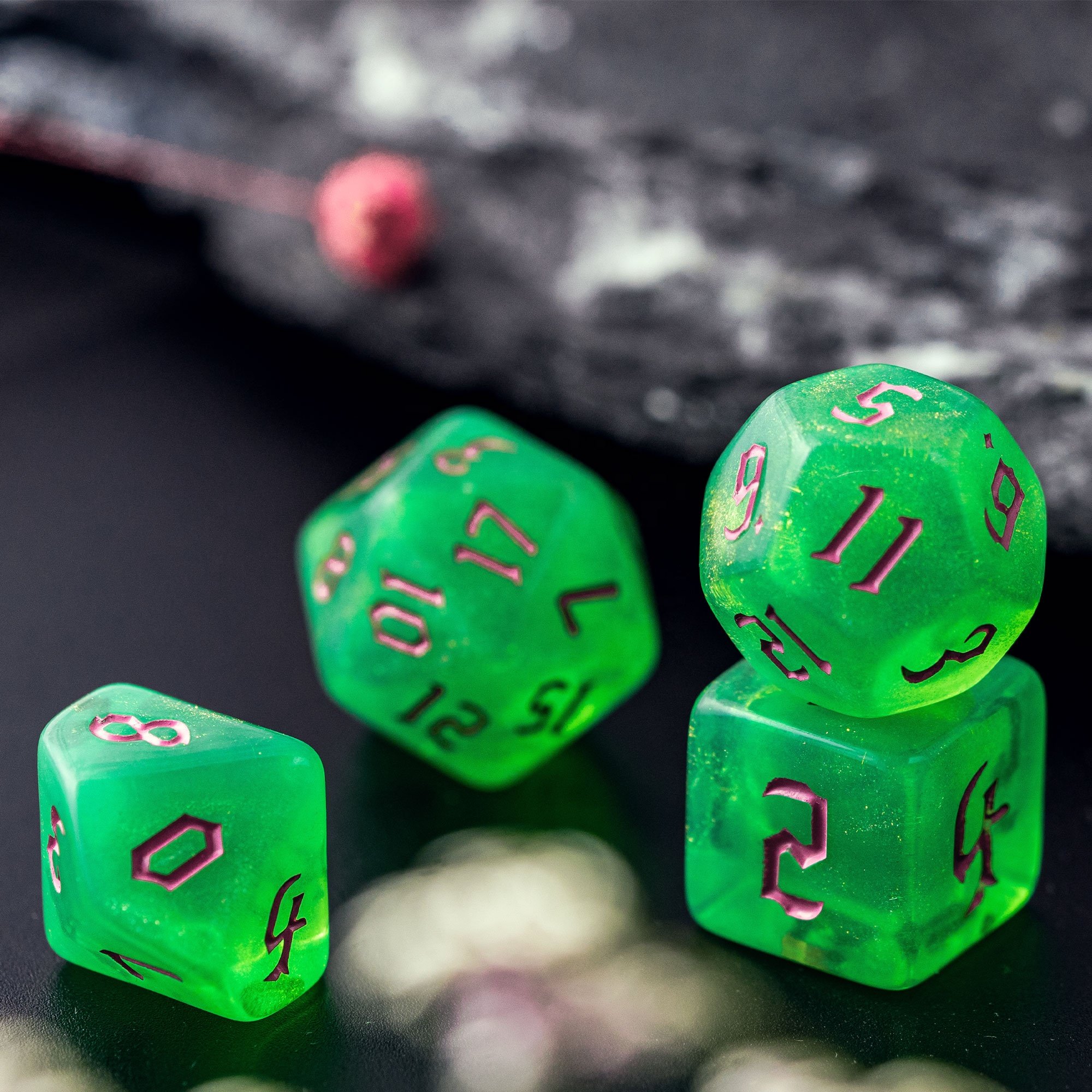 Udixi Plastic Polyhedral custom acrylic dungeons and dragons rpg glitter Transparent Colored dice set