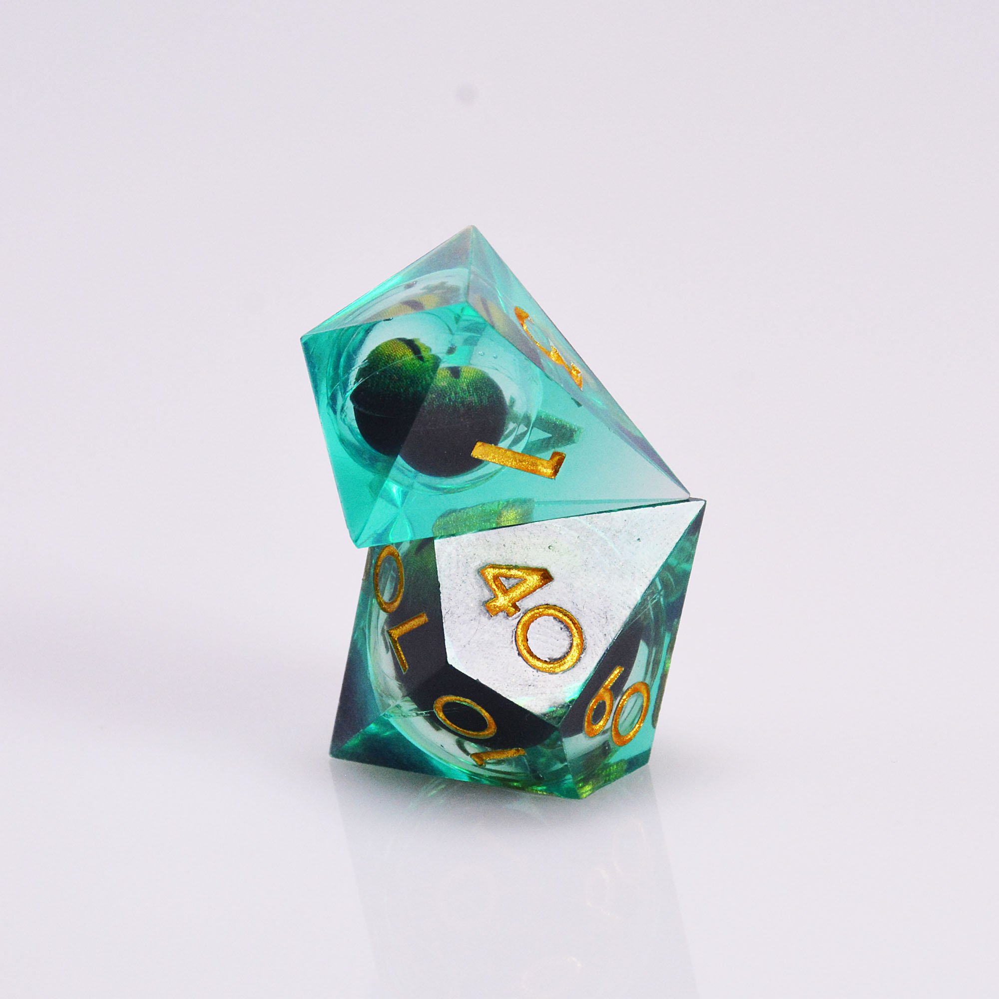 Hot Sale Customized rpg dnd resin sharped edge moving dragon eye dice