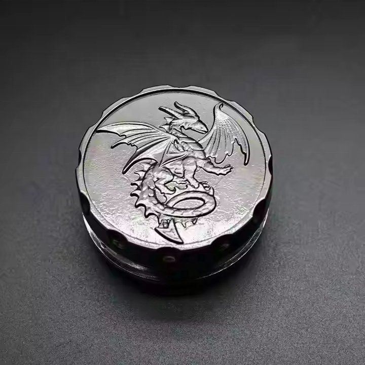 High Quality Alloy Stress Relief Spinner Dice Factory Wholesale Rotating Compass Metal Fidget Roulette DND Dice