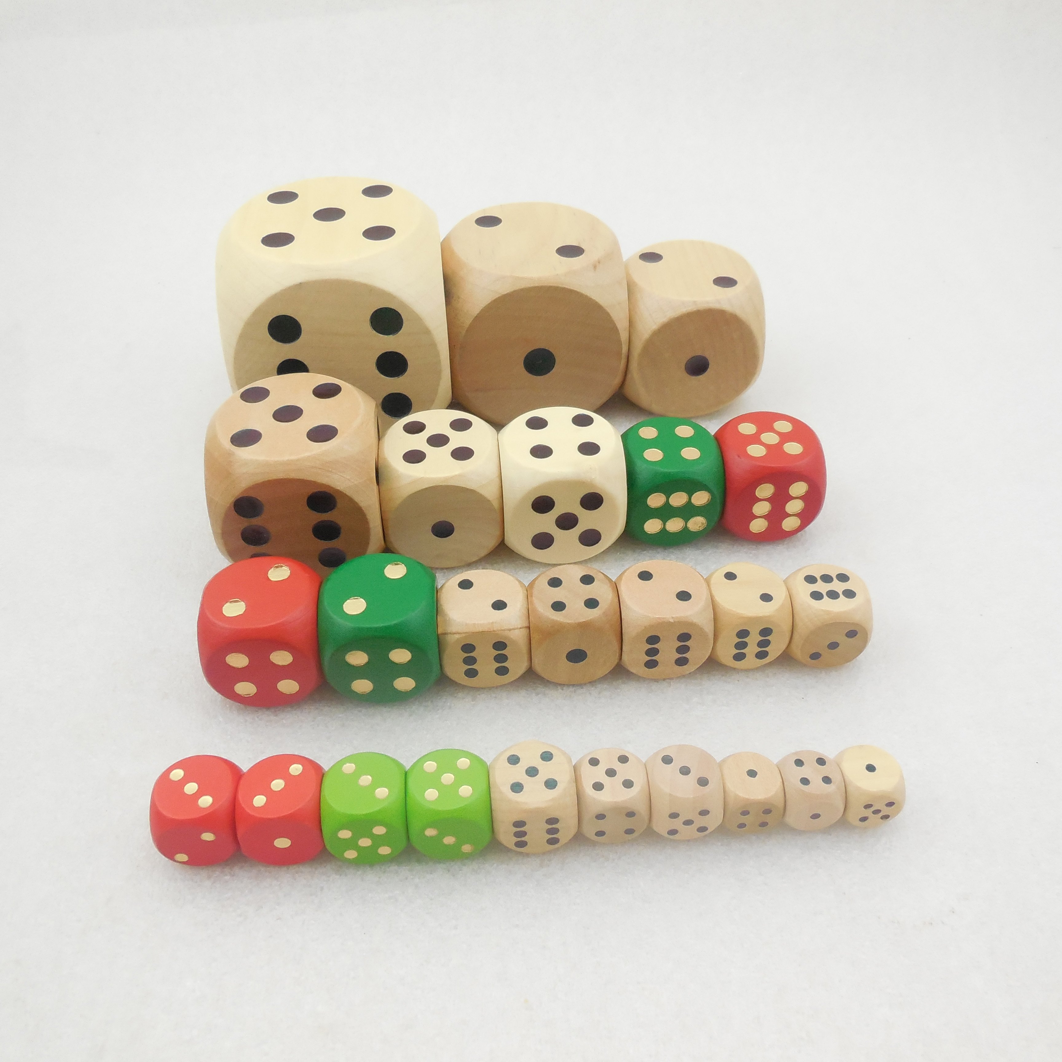 Natural wooden dice with gold dot ,wooden game dice -12MM/16MM/18MM/20MM