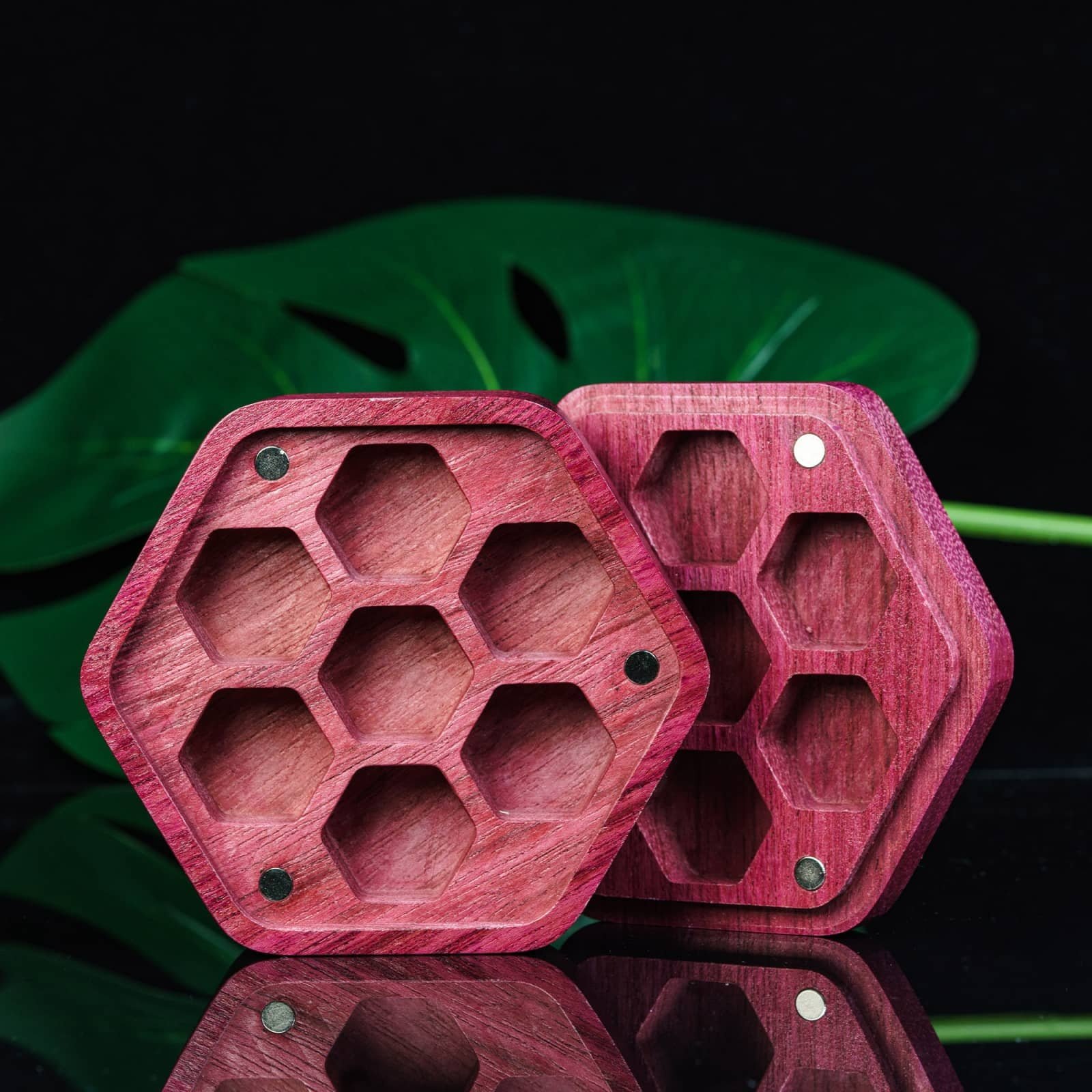 Udixi Hot sale Purple Heart Hexagon Wooden Dice Box RPG Dungeons and Dragons 7pcs Dice Case