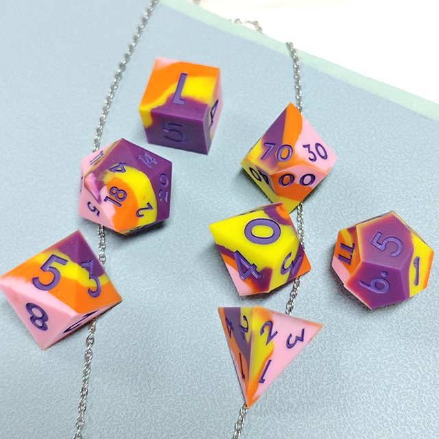 Factory Custom Silicone Mix Color Dice and Blend Color Silicone Dice Colorful Polyhedral Dice for Board Game or Tabletop Games