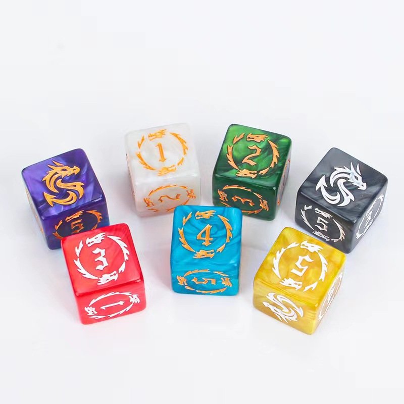 In Stock Custom Logo Dragon Pattern Polyhedral Gaming Dice Set Marble 16mm acrylic dice set for DND RPG MTG role games