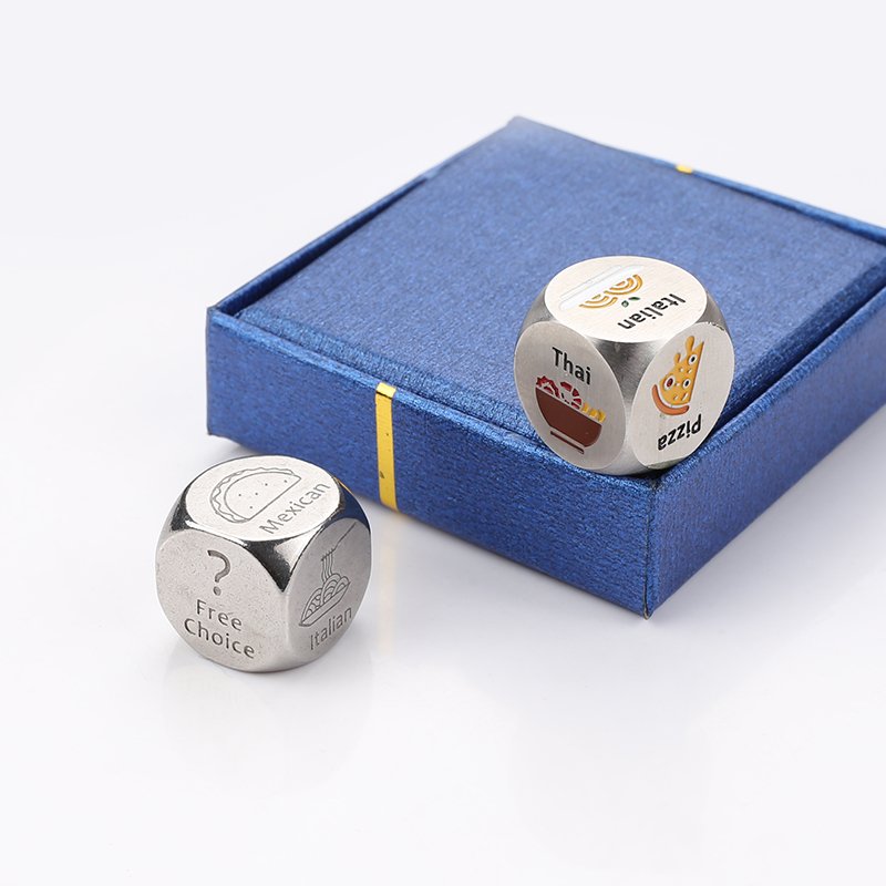 2024 Customized Stainless Steel Letter Dice Games Set Steel Color Metal Dnd Dice Gifts