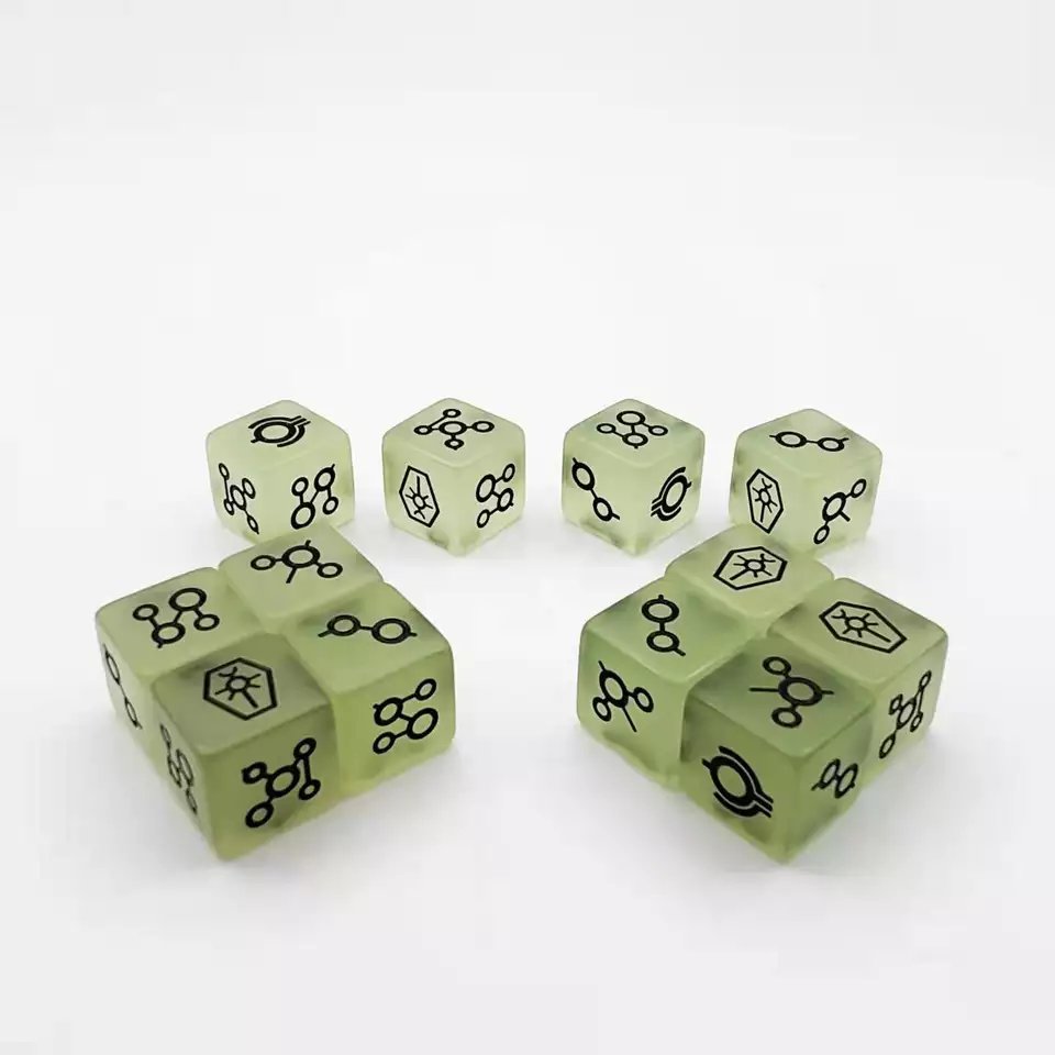 Customized Adult Sexy Board Game Dice Luminous Fluorescent Acrylic Engrave Love 16mm Resin Dice Set