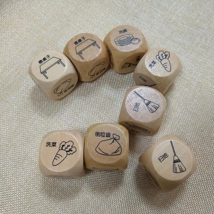 Custom housework drinking wooden dice creative gift dice