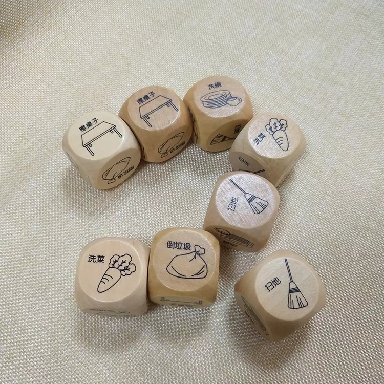 Custom housework drinking wooden dice creative gift dice
