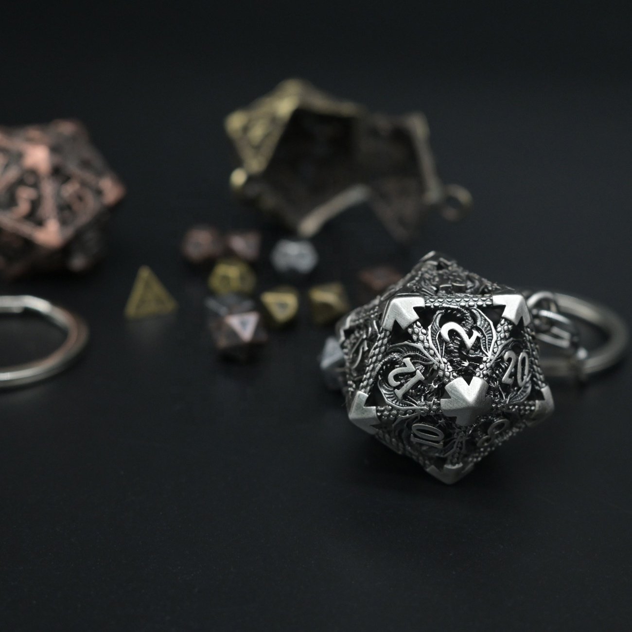 Cute Metal Hollow D20 Dice Case Polyhedral DND Mini Dice Keychain for Gift