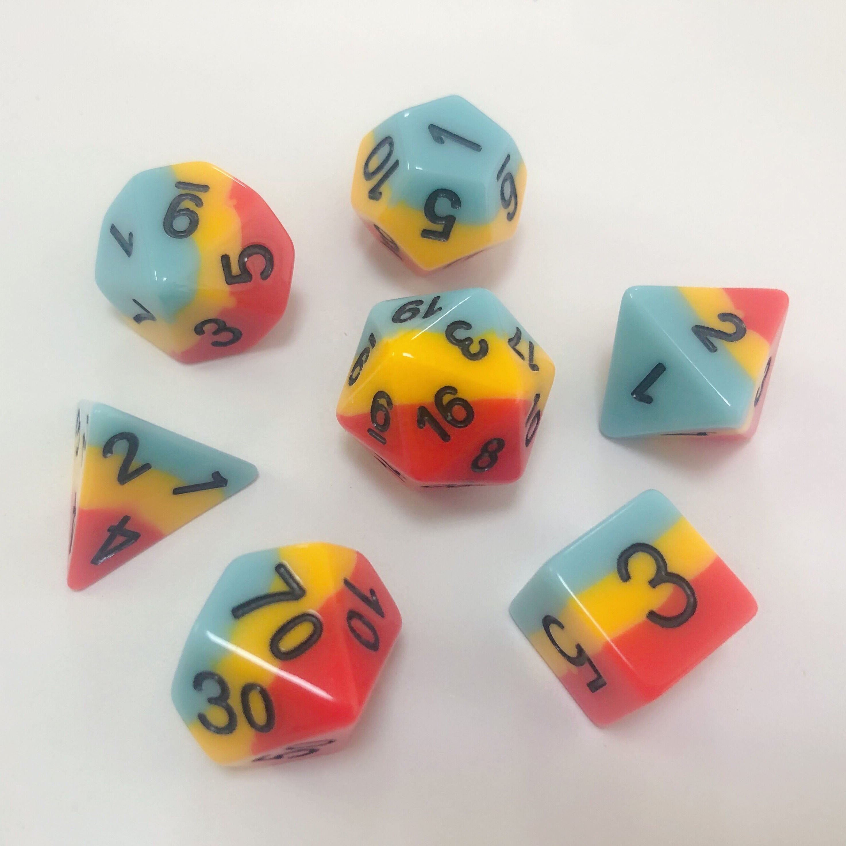 Resin 2 color mixed new board game resin custom dice with painting customized d4 d6 d8 d10 d12 d20 dice game 7pc set