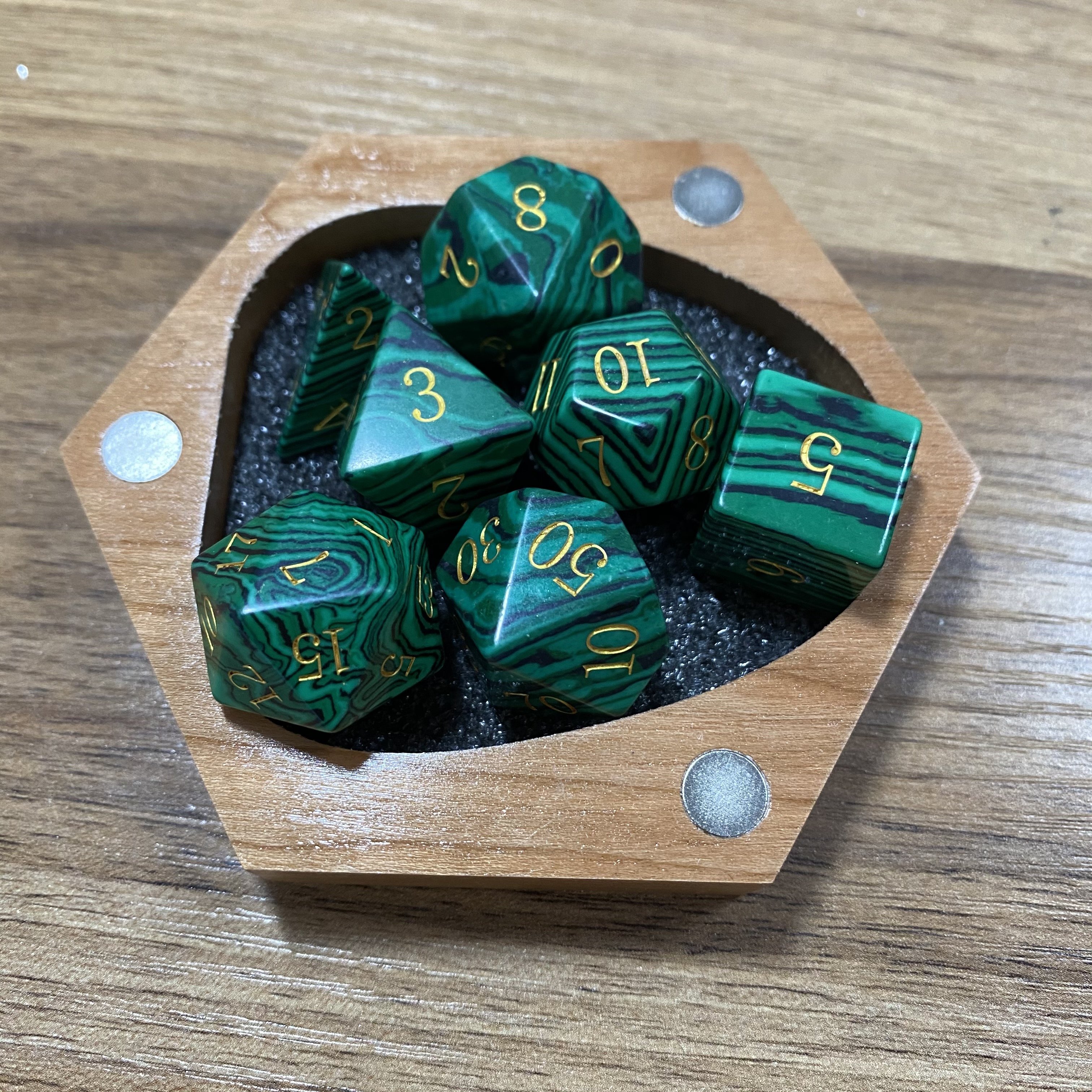 ENGRAVED MALACHITE Dungeons Dragons DND RPG 7 piece PRG gemstone dice set