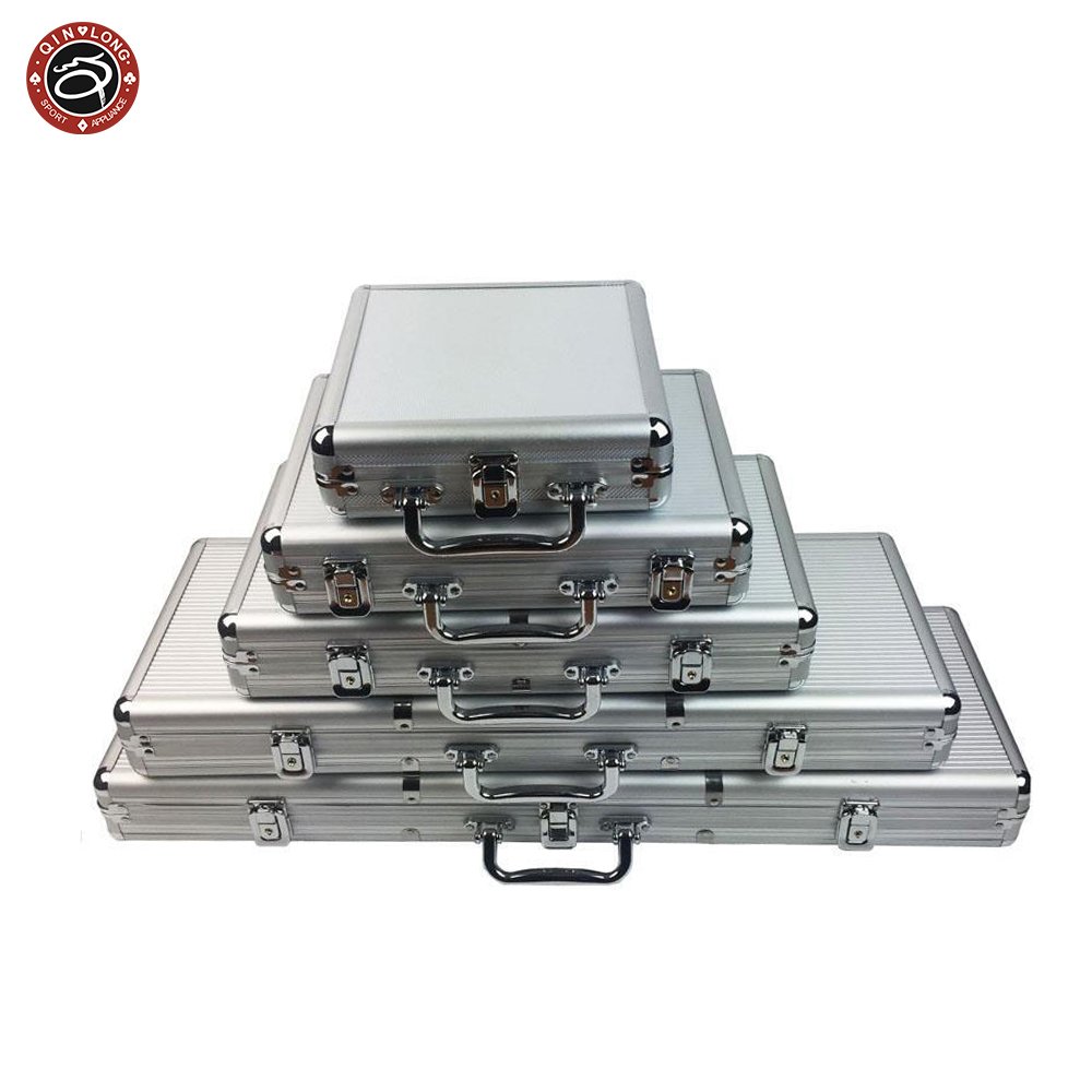 Luxury 500pc aluminium chip box chip set Casino Baccarat Texes Customize Luxury roulette wheels Blackjack table Acrylic Clay