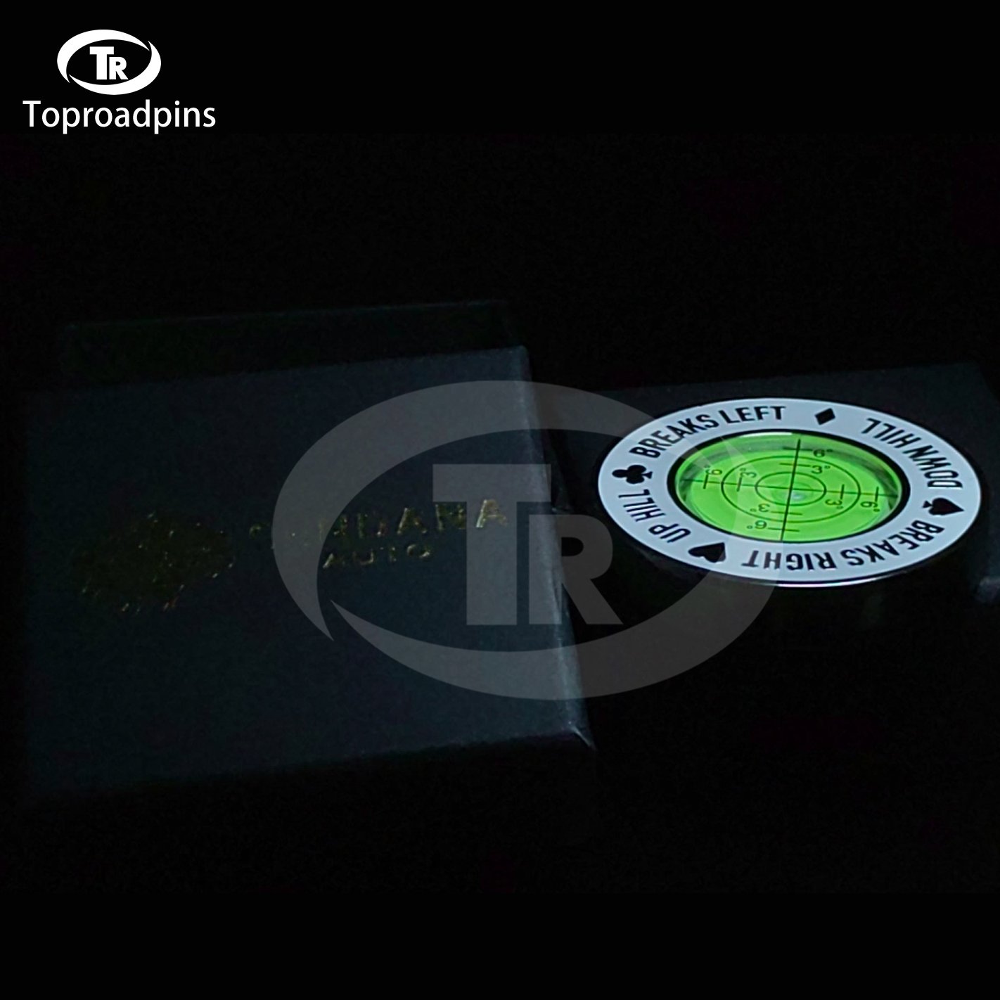 Wholesale Custom Logo High Precision Alignment Reader Tool Golf Ball Poker Chip With Green Reader
