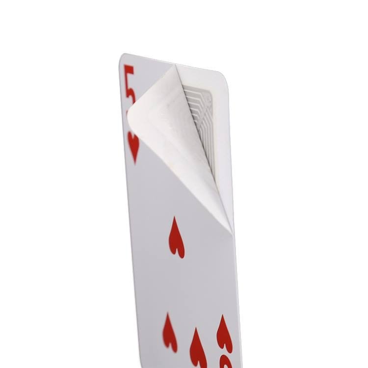 China produces UHF 915mhz playing cards / RFID waterproof wear-resistant chip poker