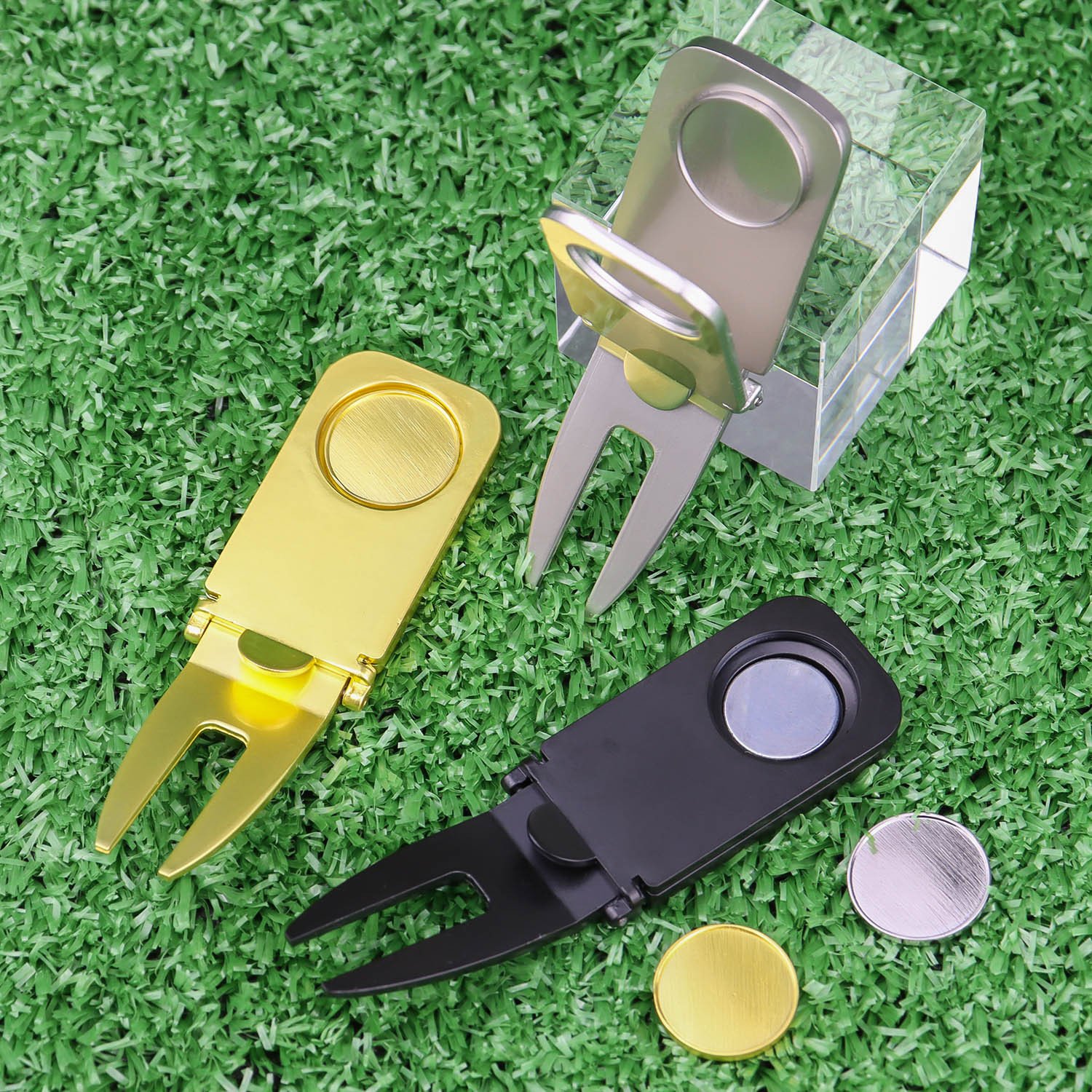 Low MOQ Removable Marker Clover design Gold Silver Black Finished Cigar Holder Golf Divot Tool