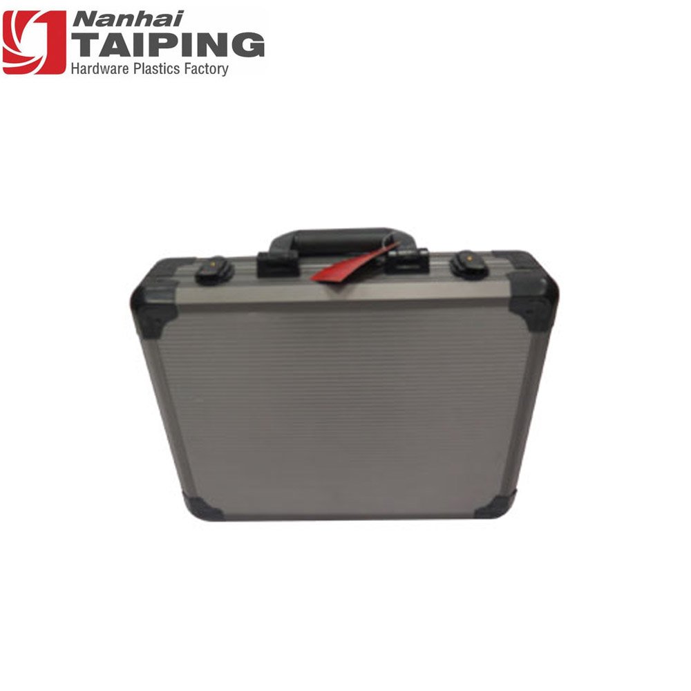 China Aluminum Metal Strips Locking Poker Chip Cases 500