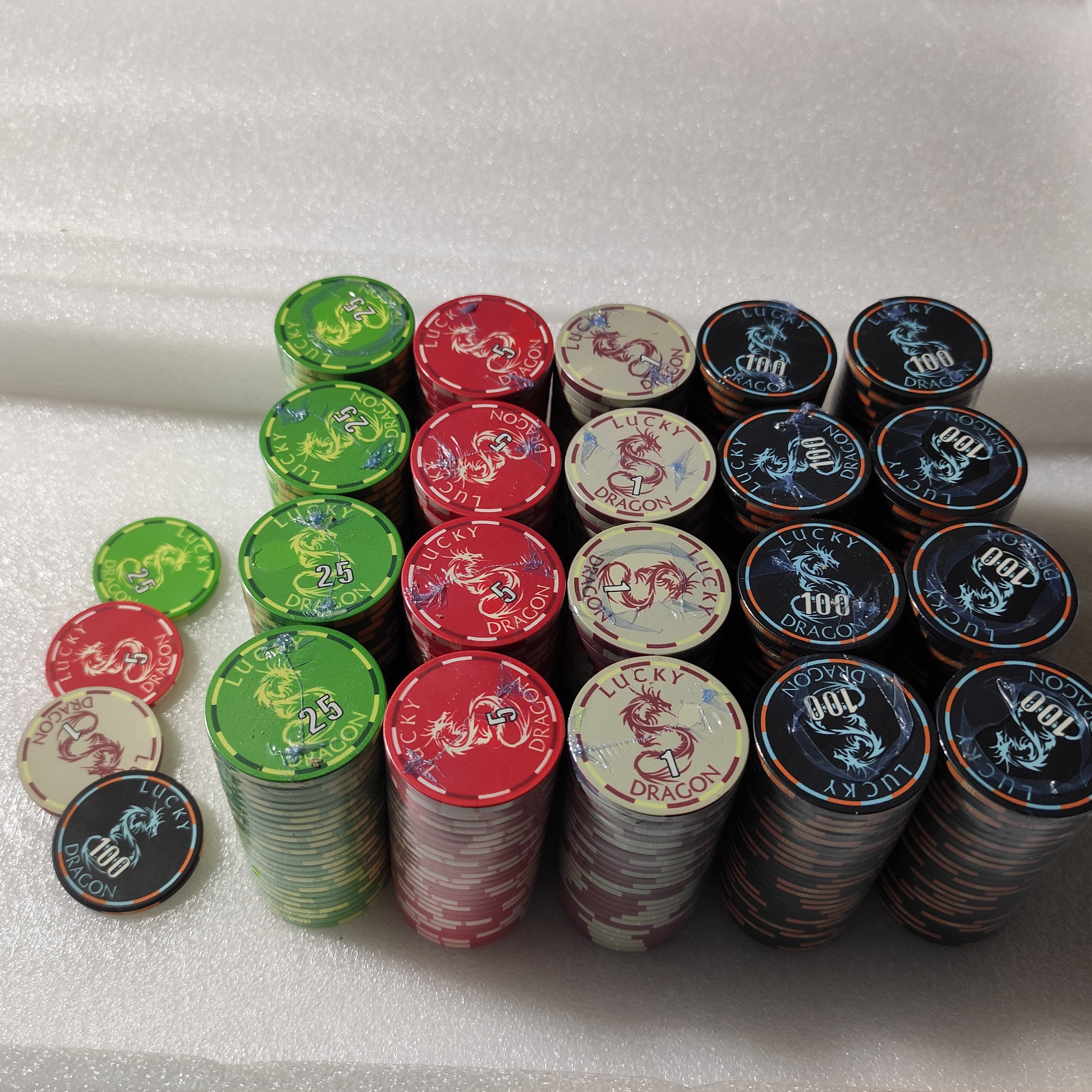 Customized Lucky dragon 39mm 10G ceramic poker chips for you