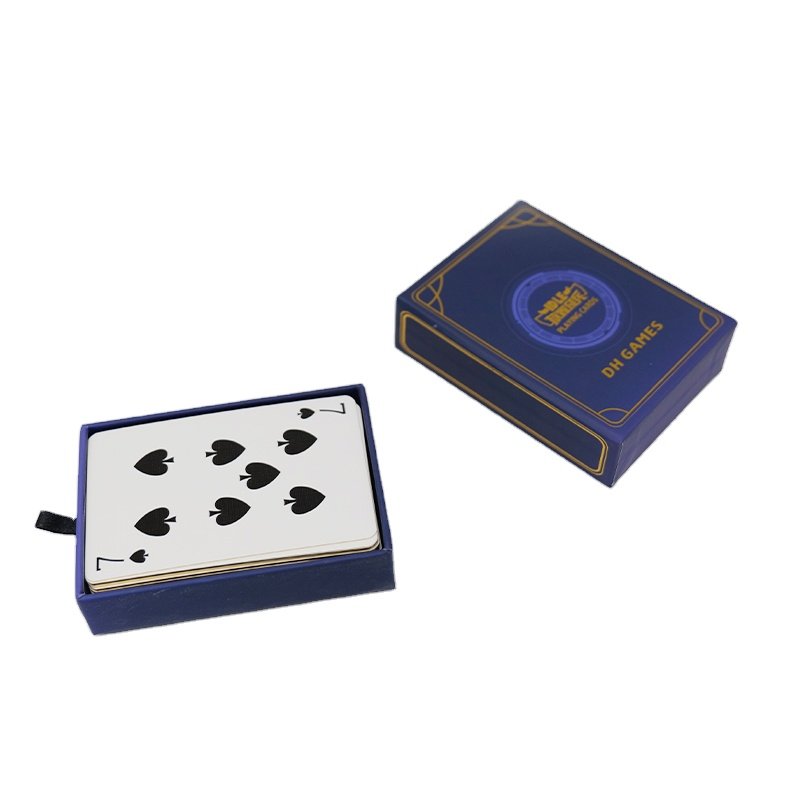 Custom Promotional Print Plastic PVC Waterproof Gold Foil Plastic Playing Poker Cards With Drawer Box