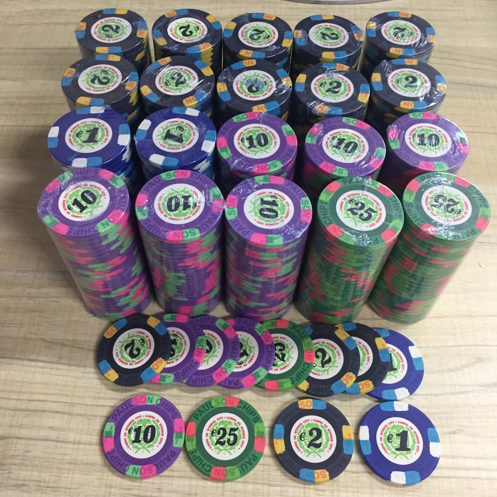Product Available Hot Sale Customized Logo Poker Chips Golf Ball Markers Wholesale