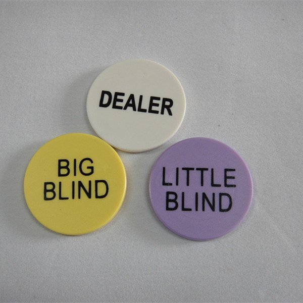500 Piece Plastic Poker Chips Set With Silver Aluminium Box