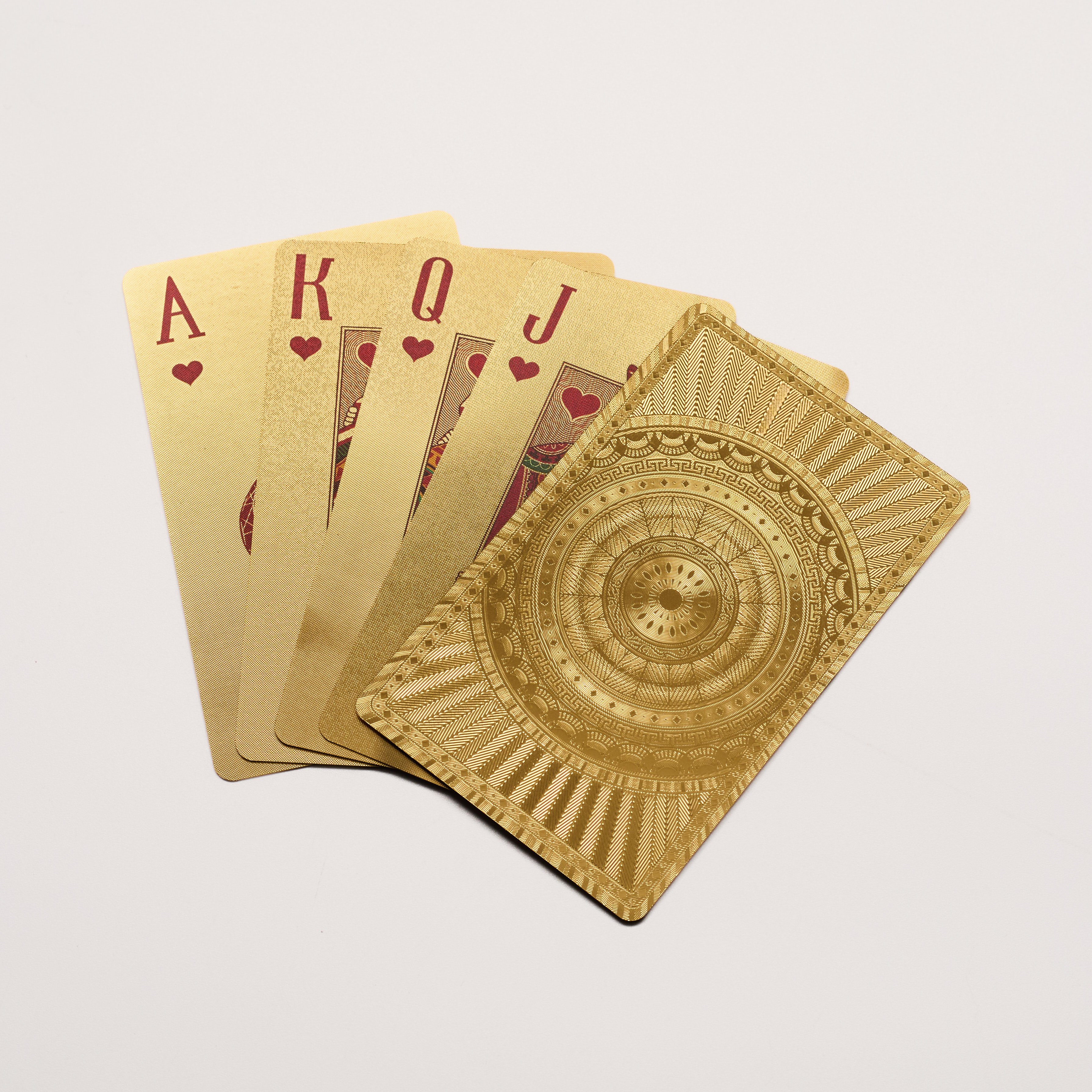 High Grade Customized Poker Cards German Black Core FSC Paper Cards High Quality Varnishing Game Table Poker For Casino