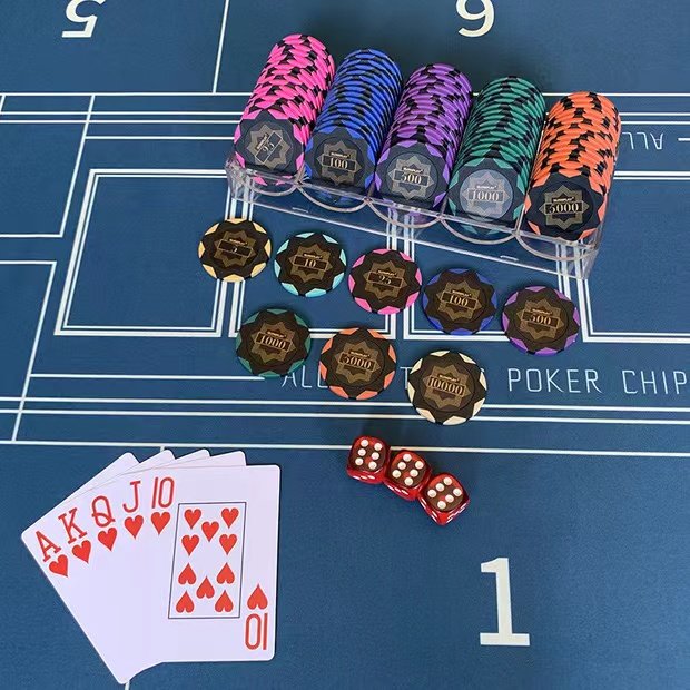 Personalize Logo Casino Gambling Poker Chips Casino Playing Chips Clay Poker Chip Set For Game